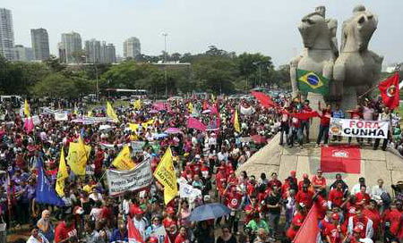 Brasil: Protestas contra el presidente del congreso por supuesta corrupción